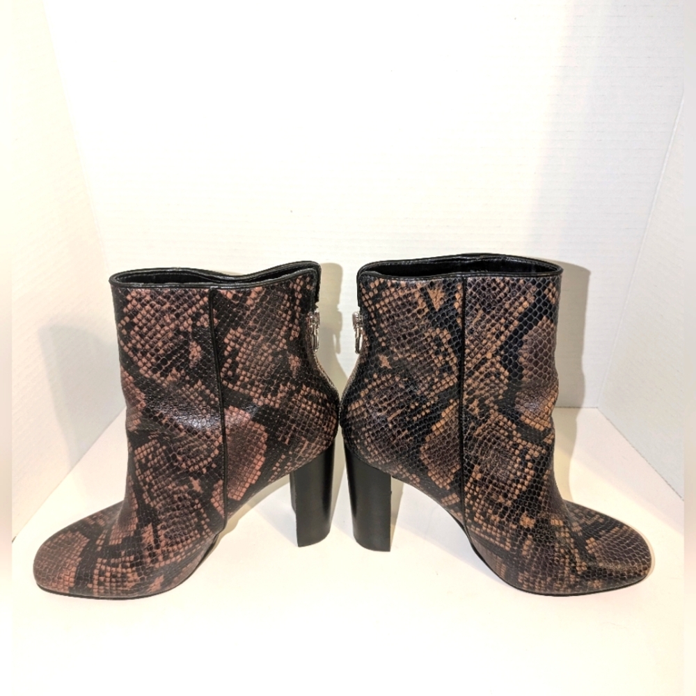 Aqua Soren Brown Leather Snake Print ‎ Ankle Women's Boots Size 8.5 Medium